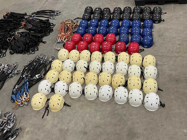 Outdoor klimpark / high ropes parcours - afbeelding 49 van  62