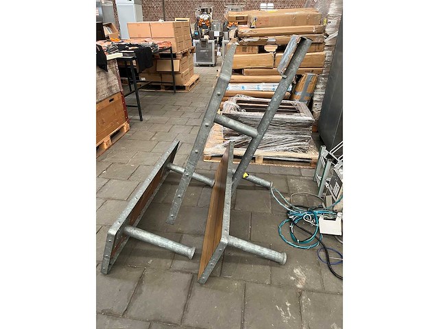 Outdoor picknicktafel met stalen frame (5x) - afbeelding 6 van  10