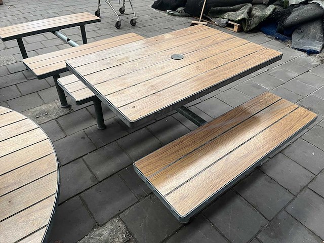 Outdoor picknicktafel met stalen frame (5x) - afbeelding 9 van  10