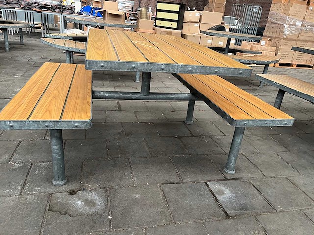 Outdoor picknicktafel met stalen frame - afbeelding 2 van  3