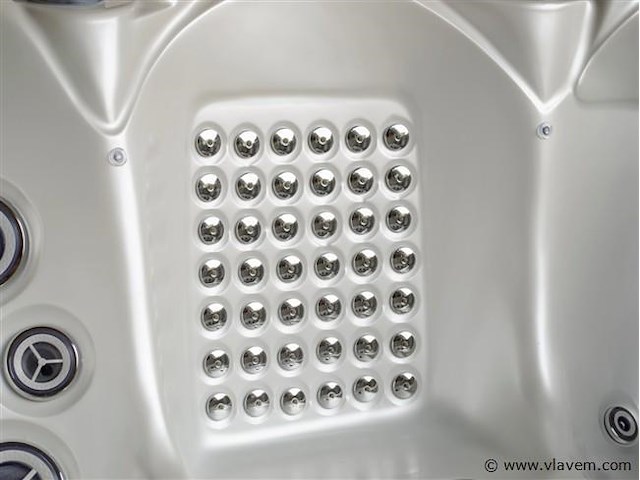 Outdoor spa 5-persoons 220x220 cm - grijs bad / grijze zijkant - incl. bluetooth & wifi - afbeelding 26 van  57