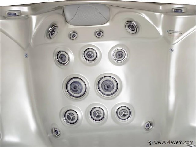 Outdoor spa 5-persoons 220x220 cm - wit bad / antraciete zijkant - incl. bluetooth - afbeelding 3 van  14