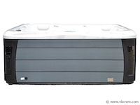 Outdoor spa 5-persoons 230x230 cm - sneeuwwit bad / grijze zijkant - incl. bluetooth - afbeelding 2 van  9