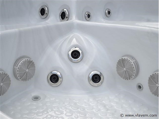 Outdoor spa 5-persoons 230x230 cm - sneeuwwit bad / grijze zijkant - incl. bluetooth - afbeelding 7 van  9