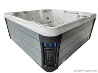 Outdoor spa 5-persoons - afbeelding 3 van  8