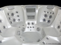 Outdoor spa 7-persoons 220x220x90 cm - wit bad met donkerbruine zijkant - incl. bluetooth - afbeelding 12 van  12