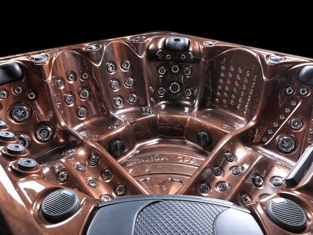 Outdoor spa aquila spa, 6 persoons met 2 ligplaatsen, bruin bad, zwarte skirts - afbeelding 2 van  22