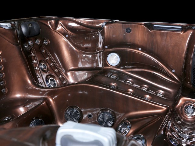 Outdoor spa aquila spa, 6 persoons met 2 ligplaatsen, bruin bad, zwarte skirts - afbeelding 21 van  22