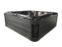 Outdoor spa aquila spa, 6 persoons met 2 ligplaatsen, bruin bad, zwarte skirts - afbeelding 1 van  9