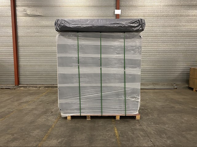 Outdoor spa aquila spa, 6 persoons met 2 ligplaatsen, wit bad, zwarte skirts - afbeelding 15 van  17