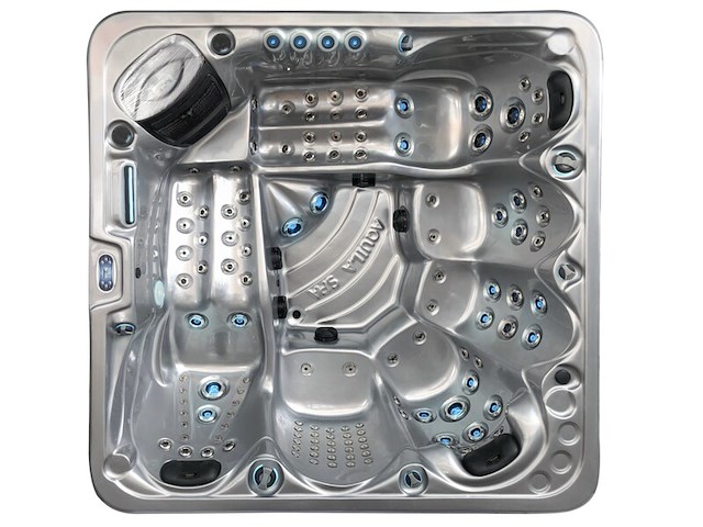 Outdoor spa aquila spa, 6 persoons met 2 ligplaatsen, zilver bad, zwarte skirt - afbeelding 2 van  18