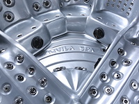 Outdoor spa aquila spa, 6 persoons met 2 ligplaatsen, zilver bad, zwarte skirt - afbeelding 10 van  18