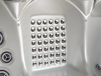 Outdoor spa vonato, clarion, wit bad met antraciete skirts - afbeelding 9 van  14