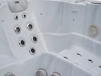 Outdoor spa vonato, donaro, sneeuwwit bad met antraciete skirts - afbeelding 3 van  6