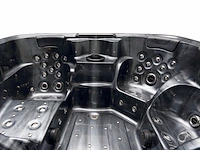 Outdoor spa, vonato, flavina, zwart bad, zwarte skirts - afbeelding 9 van  23