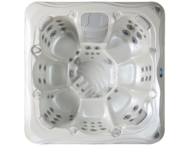 Outdoor spa vonato oceana wit bad met donkerbruine skirts - afbeelding 1 van  12