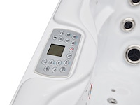 Outdoor spa vonato, tovario, wit bad / naturel houten kleur zijkant - afbeelding 24 van  27