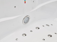 Outdoor spa vonato, tovario, wit bad / naturel houten kleur zijkant - afbeelding 25 van  27