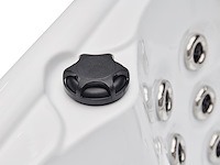 Outdoor spa vonato, tovario, wit bad / naturel houten kleur zijkant - afbeelding 18 van  27