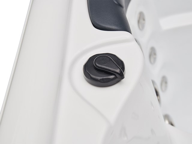 Outdoor spa vonato, tovario, wit bad / naturel houten kleur zijkant - afbeelding 19 van  27