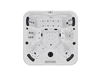 Outdoor spa vonato, tovario, wit bad / naturel houten kleur zijkant - afbeelding 12 van  27