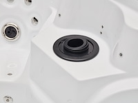 Outdoor spa, vonato, tovario, wit bad / naturel houten kleur zijkant - afbeelding 14 van  19