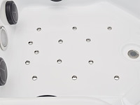 Outdoor spa vonato, tovario, wit bad / naturel houten kleur zijkant - afbeelding 11 van  24