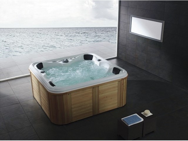 Outdoor spa vonato tovario wit bad / naturel houten kleur zijkant - afbeelding 1 van  24