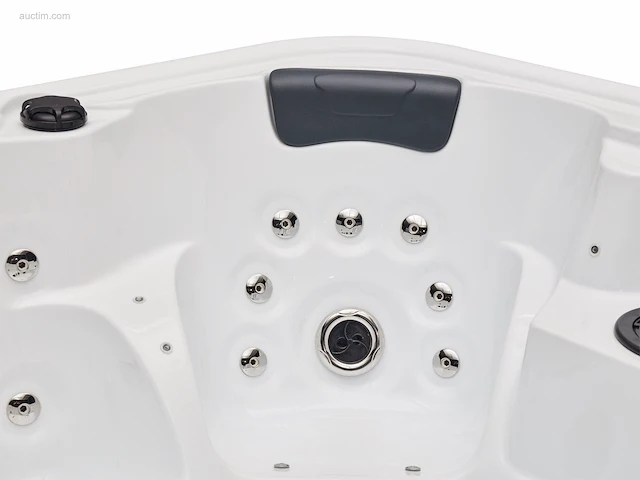 Outdoor spa - afbeelding 18 van  24