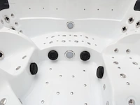 Outdoor spa - afbeelding 8 van  21