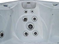 Outdoor spa - afbeelding 2 van  6
