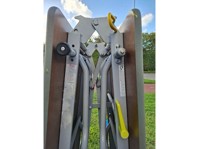Outdoor verrijdbare vouwtafel sico - afbeelding 4 van  6