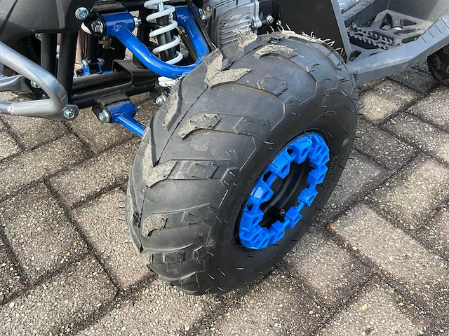 Outlaw hyperdrive kinder quad - afbeelding 13 van  16