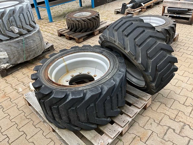 Outrigger 18-625 en 355/65d625 wiel (2x) - afbeelding 1 van  16
