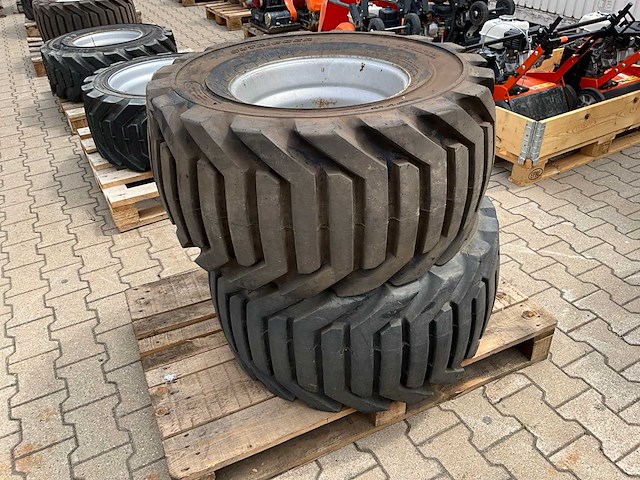Outrigger 33x15,50-16.5 nhs wiel (2x) - afbeelding 2 van  9