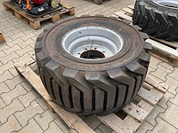 Outrigger 33x15.50-16.5 nhs wiel - afbeelding 1 van  9
