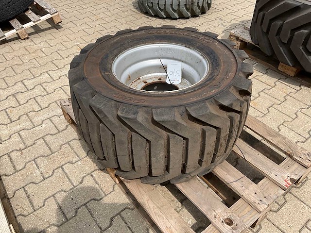 Outrigger 33x15.50-16.5 nhs wiel - afbeelding 3 van  9
