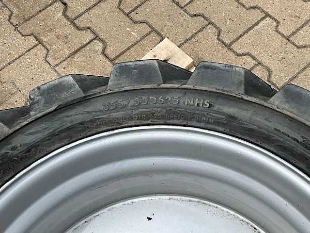 Outrigger 355/55d625 nhs wiel - afbeelding 5 van  8