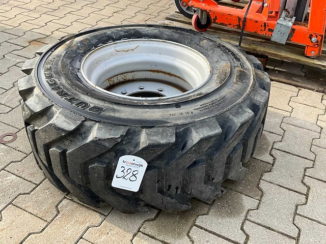 Outrigger black stone wiel - afbeelding 1 van  11