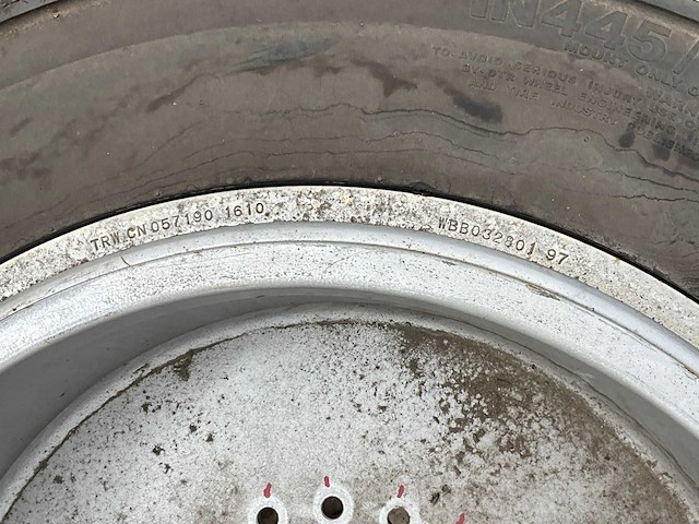 Outrigger in445/50d710 wiel - afbeelding 2 van  10