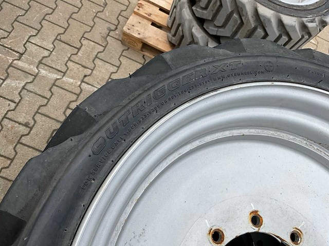Outrigger xt 33x12d610 nhs wiel (4x) - afbeelding 10 van  14