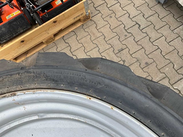 Outrigger xt 33x12d610 nhs wiel (4x) - afbeelding 13 van  14