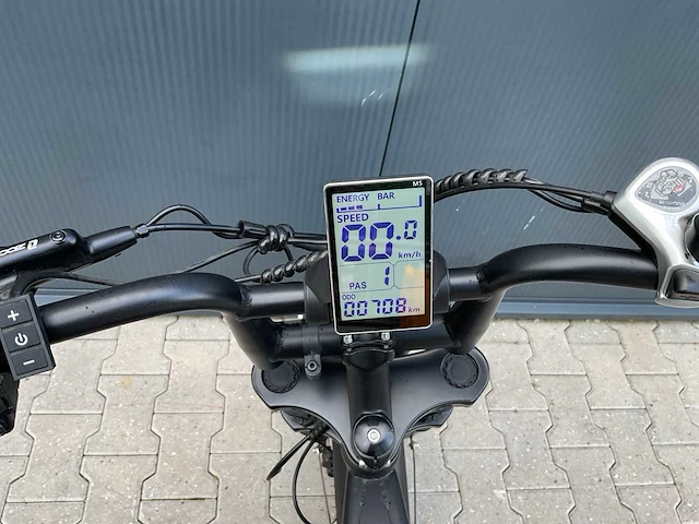 Ouxi fatbike v8 dubbele accu elektrische fiets - afbeelding 11 van  21