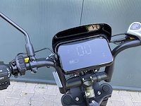 Ouxi v8 ultra mini roze elektrische fiets - afbeelding 8 van  23