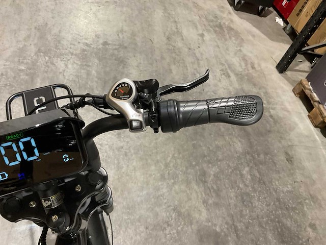 Ouxi v8 ultra mini zwart elektrische fiets - afbeelding 39 van  71