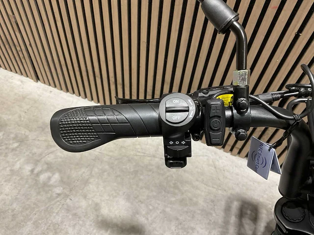 Ouxi v8 ultra mini zwart elektrische fiets - afbeelding 10 van  72