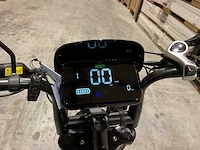 Ouxi v8 ultra zwart elektrische fiets - afbeelding 9 van  22