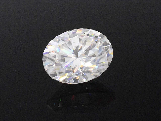 Ovaal briljant van 3.00 carat (gecertificeerd) - afbeelding 2 van  2