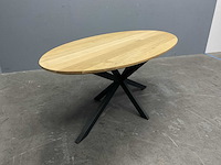 Ovaal eiken eetkamertafel 180x90x76 cm met onderstel spin - afbeelding 4 van  4