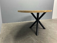 Ovaal eiken eetkamertafel 240 cm met onderstel spin - afbeelding 4 van  4